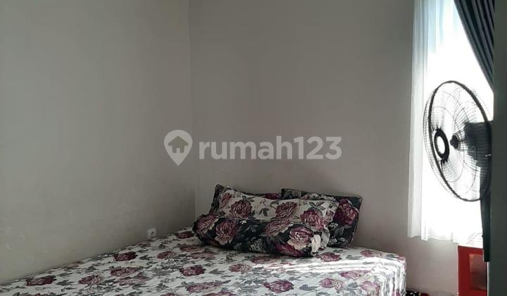 Rumah Cluster Modern Minimalis Di Candi Gardens. Selangkah Ke The Park Mall Sawangan. Dekat Indogrosir, Hy Fresh Swalayan, Rs Mitra Keluarga, Rs Brawijaya, Hoka2 Bento, Burger King. Toll Gate Sawangan - Antasari.toll Gate Pamulang - Bandara Soeta, Toll Ga 2