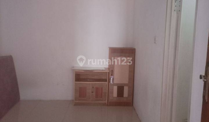 Banting Harga Rumah Kost Dan Kios Murah.aktif Full Terisi Di Ciputat Tangerang Selatan. Dekat Toll Gate Pamulang - Soekarno Hatta. Terminal Bus Way/ Trans Jakarta,rs  Sari Asih,rs Bunda,tip Top Swalayan. 2