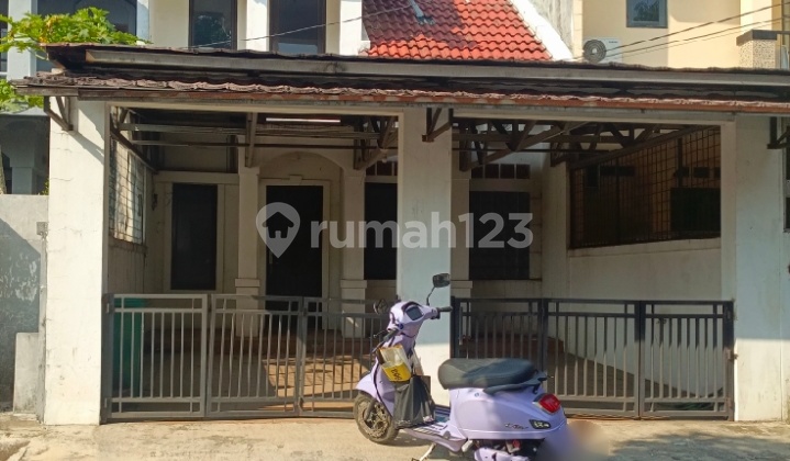 Rumah 2 Lantai Siap Huni Ex Kantor Di Pamulang. Dekat Pamulang Square. Rs Permata Pamulang . Rs Buah Hati Pamulang. Universitas Pamulang. Sekolah Al Azhar, Sekolah Mater Dei. Komersial Area. Toll Gate Pamulang - Depok . Pamulang - Bandara Soeta. Rumah 2 Lantai Siap Huni Ex Kantor Di Pamulang. Dekat Pamulang Square. Rs Permata Pamulang . Rs Buah Hati Pamulang. Universitas Pamulang. Sekolah Al Azhar, Sekolah Mater Dei. Komersial Area. Toll Gate Pamulang - Depok . Pamulang - Bandara Soeta.