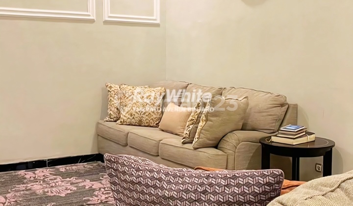 Rumah 2 Lantai D Bali View, Lokasi Strategis; Dekat Akses Tol, MRT, Pusat Bisnis & Perkantoran, Dll D Bali View, Cirendeu, Ciputat 2