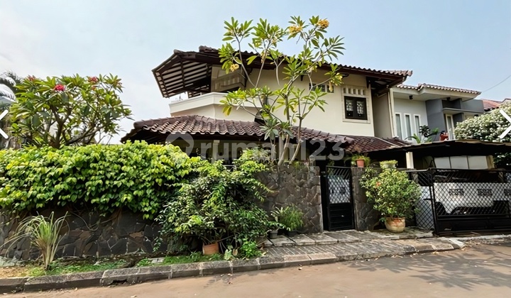 Rumah Luas, Terawat Lokasi Strategis; Dekat Akses Tol, Stasiun MRT, Mall, Rs, Sekolah, Dll di di Jl. Villa Delima Timur, Lebak Bulus, Jakarta Selatan Rumah Luas, Terawat Lokasi Strategis; Dekat Akses Tol, Stasiun MRT, Mall, Rs, Sekolah, Dll di di Jl. Villa Delima Timur, Lebak Bulus, Jakarta Selatan