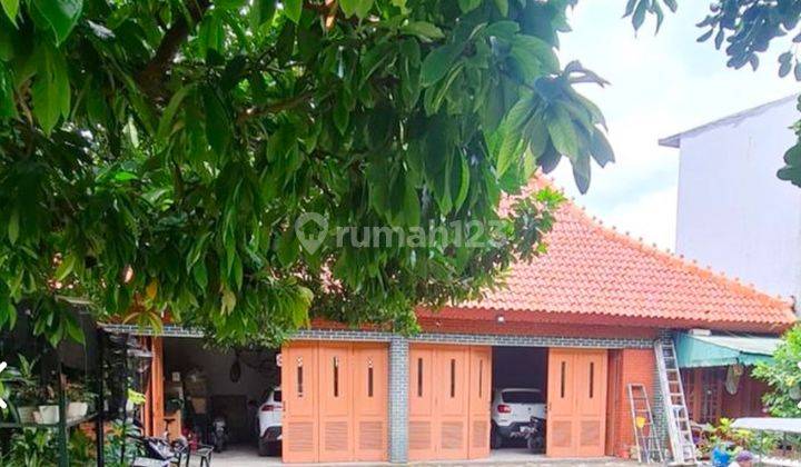 Rumah Bagus *dengan Kolam Renang Di Jagakara, Jakarta Selatan, Dki Jakarta 1