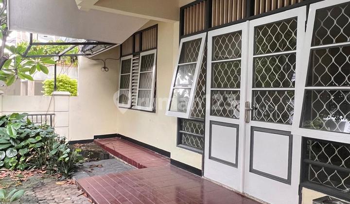 Affordable! House in a Strategic Location; Near Toll Access; KRL Station, Hospital, Mall, School, etc. on Jl. Camar, Bintaro Sector 3 Affordable! House in a Strategic Location; Near Toll Access; KRL Station, Hospital, Mall, School, etc. on Jl. Camar, Bintaro Sector 3