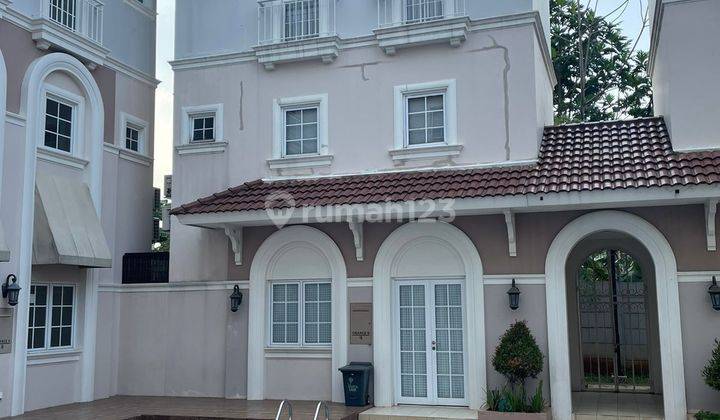 Rumah Cantik, Semi Furnish di Alesha House, Vanya Park, BSD City 1