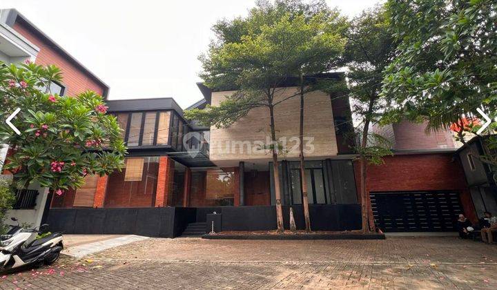 Rumah Bagus, ada Kolam Renang, Semi Furnish di Jl.Kav.KPBD, Kebayoran Lama, JakSel 1