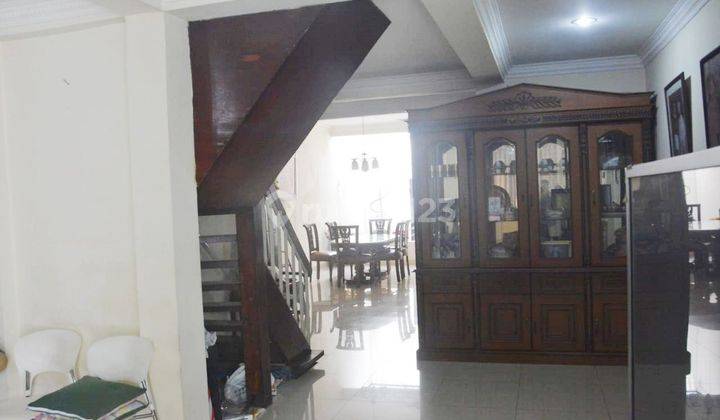 Rumah Bagus, Pinggir Jalan Raya di Jl.Pemuda, Rawamangun, Jakarta Timur 2