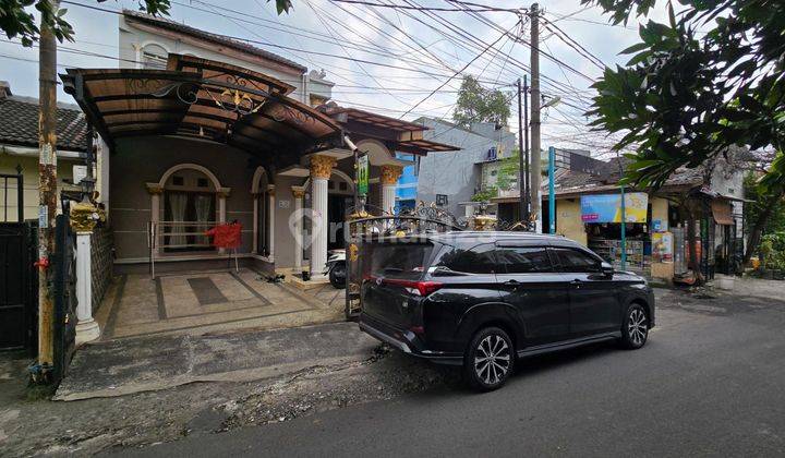 Rumah Bagus Pinggir Jalan Raya, cocok Usaha, Hunian di Jl.Wijaya Kusuma, Pesanggrahan 2