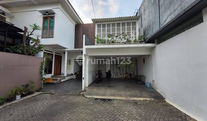 Rumah Bagus Siap Huni Dengan Kolam Renang di Pisok Bintaro Jaya Sektor 5 1