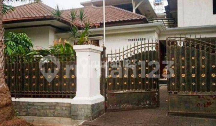 Rumah Bagus Desain Arsitek Di Belakang Citos Jl.Cilandak

 2