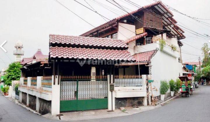 Rumah Bagus di Jl. Kebalen Kebayoran Baru, Jakarta Selatan 1