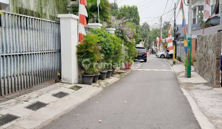 Rumah Bagus Siap Huni di Jl Benda, Kebayoran Baru, Jakarta Selatan 1