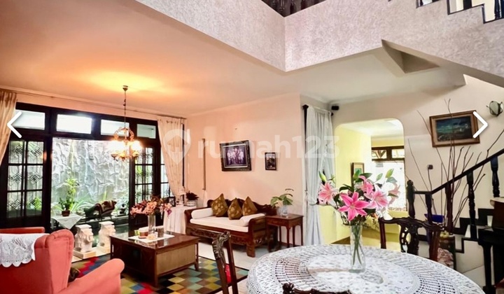 Turun Harga! Nego!! Rumah Luas, Asri, Selangkah Menuju Pintu Tol Pondok Pinang Di Jl. Yrs Veteran Bintaro, Jakarta Selatan Turun Harga! Nego!! Rumah Luas, Asri, Selangkah Menuju Pintu Tol Pondok Pinang Di Jl. Yrs Veteran Bintaro, Jakarta Selatan