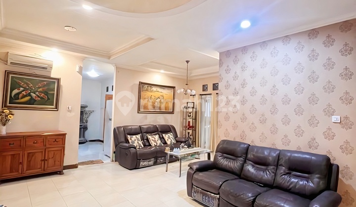 Dijual Cepat! Rumah Siap Huni, Lokasi Strategis; Hanya 3 Menit Menuju Akses Tol; Stasiun KRL, Rspb, Mall Bxc, Sekolah, Dll di Puri Bintaro, Bintaro Jaya 2