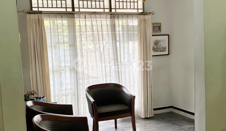 Dijual Cepat!! Rumah di Lokasi Strategis, Hanya 2 Menit Menuju Pintu Tol, Stasiun KRL, Mall, Rs, Sekolah, Dll di Bintaro Jaya Sektor 9 Dijual Cepat!! Rumah di Lokasi Strategis, Hanya 2 Menit Menuju Pintu Tol, Stasiun KRL, Mall, Rs, Sekolah, Dll di Bintaro Jaya Sektor 9