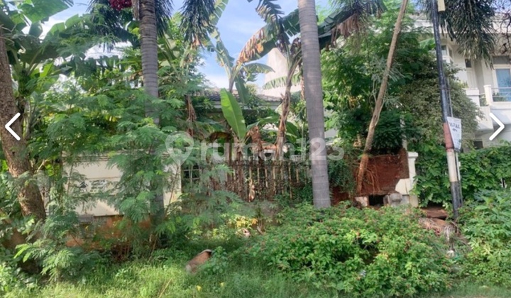 Rumah Hitung Tanah, Dijual Cepat!!! B. U !! Lokasi Strategis; Dekat Akses Tol, Stasiun Mrt, Mall, Rs, Perkantoran, Sekolah, Dll Di Jl. Bukit Hijau, Pondok Indah, Jakarta Selatan