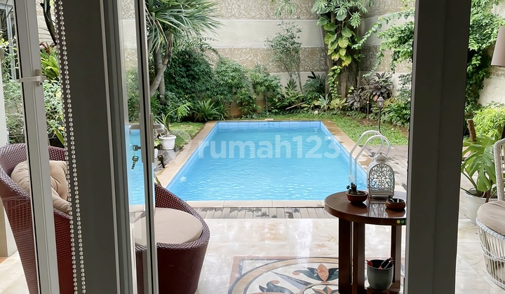 Dijual Cepat!!! Bu! Rumah Ada Kolam Renang & Halaman Luas, Lokasi Strategis; Dekat Akses Tol, Stasiun Mrt, Mall, Rs, Perkantoran & Bisnis, Dll Di Jl. Intan, Cilandak Barat, Jakarta Selatan 2