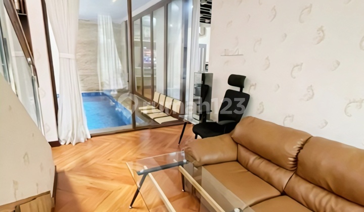 Rumah Mewah *Ada Kolam Renang, Lokasi Strategis; Dekat Akses Tol, Stasiun KRL, Bxc Mall, Rspib, Dll D Discovery Residence, Bintaro Jaya Sektor 9, Tangerang Selatan