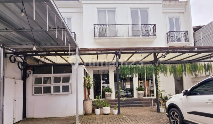Rumah Pinggir Jalan, Cocok Untuk Usaha * Kantor, Kafe,dll* Di Pinggir Jalan Raya Bintaro Utama 5, Bintaro Jaya. *dijual/sewa* 1