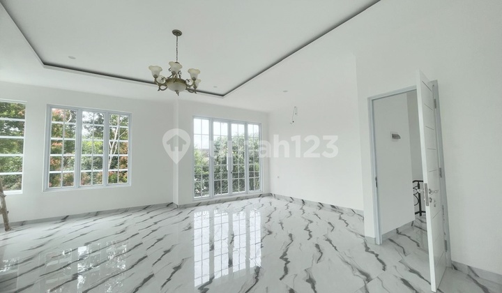 Turun Harga!! Rumah Baru, Lokasi Strategis; Dekat Akses Tol, Stasiun MRT, Mall, Rs, Dll di Perum Taman Rempoa Indah, Rempoa 2