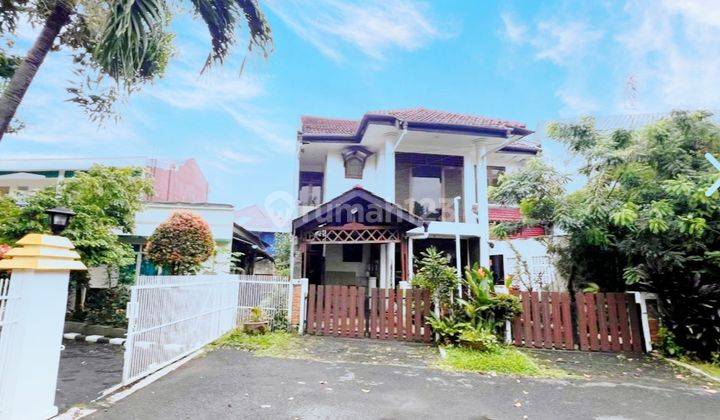 Rumah Bagus, Depan Taman, Dekat Masjid Di Jl. Adhyaksa, Lebak Bulus, Jakarta Selatan 1