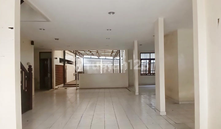 Dijual Cepat!!! Lokasi Strategis; Dekat Akses Tol, Stasiun Krl, Mall, Rs, Dll.. Rumah Di Pinggir Jalan Utama, Cocok Untuk Usaha Dan Hunian Di Bintaro Jaya Utama Sektor 7