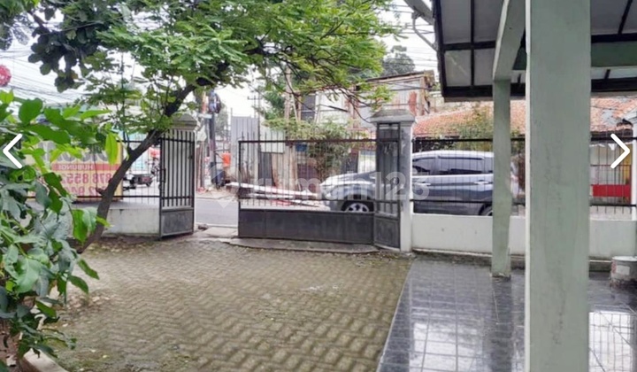 Dijual Segera!! Rumah Pinggir Jalan, Rumah Hitung Tanah Saja, Lokasi Strategis, Dekat Akses Tol, Stasiun Mrt, Mall, Rs, Sekolah, Dll Di Jl. Pinang Kuningan, Pondok Pinang, Jakarta Selatan, Dki Jakarta