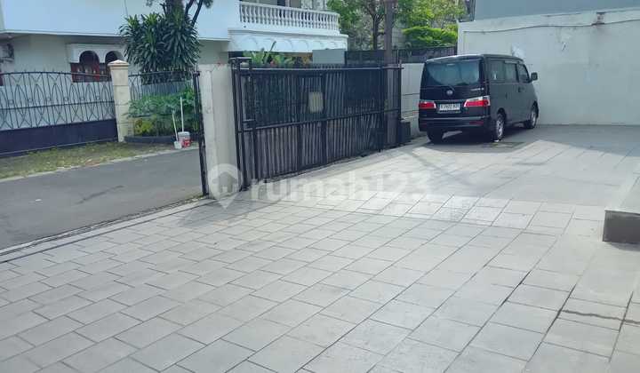 Dijual Cepat!!! B. U. !! Ruang Usaha, Bisa Untuk Kantor/ Kos2an, Dll , Dekat Mrt, Mall, Itc, Rs, Dll Di Cipete, Jakarta Selatan