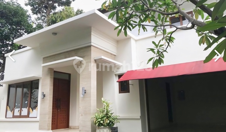 Rumah Bagus Luas, Lokasi Strategis Dekat MRT, Pusat Perkantoran, Dll di Jl. Pangeran Antasari, Cipete, Jakarta Selatan.