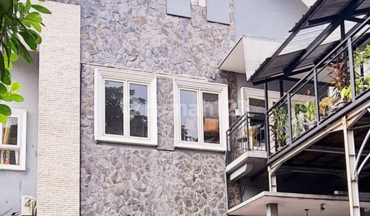 Rumah Kos Kosan, Nyaman, Tenang,di Lokasi Strategis Di Bendungan Hilir Jakarta Pusat