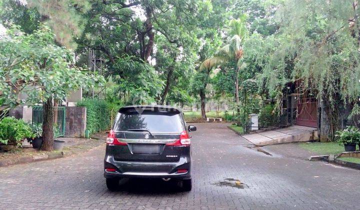 Rumah Hitung Kavling di Villa Cinere Mas, Jl Saturnus, Cinere Depok

Depok, Jawa Barat

 2