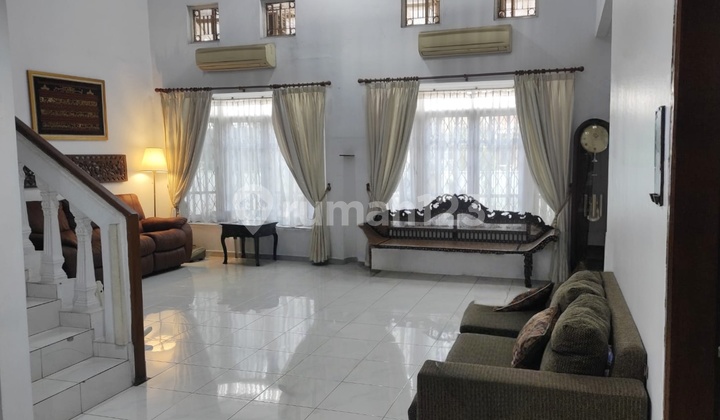 For Sale Fast! Nice House Strategic Location Near Toll Gate Access; KRL Station, Mall, Hospital, School, Etc. on Jl. Perkici, Bintaro Jaya Sector 5 For Sale Fast! Nice House Strategic Location Near Toll Gate Access; KRL Station, Mall, Hospital, School, Etc. on Jl. Perkici, Bintaro Jaya Sector 5