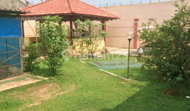 Turun Harga!! Rumah Luas, * Ada Kolam Renang, Lokasi Strategis; Dekat Akses Tol Tb. Simatupang, MRT, Rs, Mall, Pusatbisnis, Sekolah, Dll di Jl. Aup Barat, Pasar Minggu, Jakarta Selatan. 2