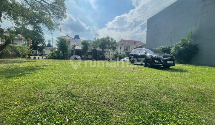 Price Drop!!! Square Plot, Ready to Build, Strategic Location, in Versailles Cluster, BSD South Tangerang Price Drop!!! Square Plot, Ready to Build, Strategic Location, in Versailles Cluster, BSD South Tangerang