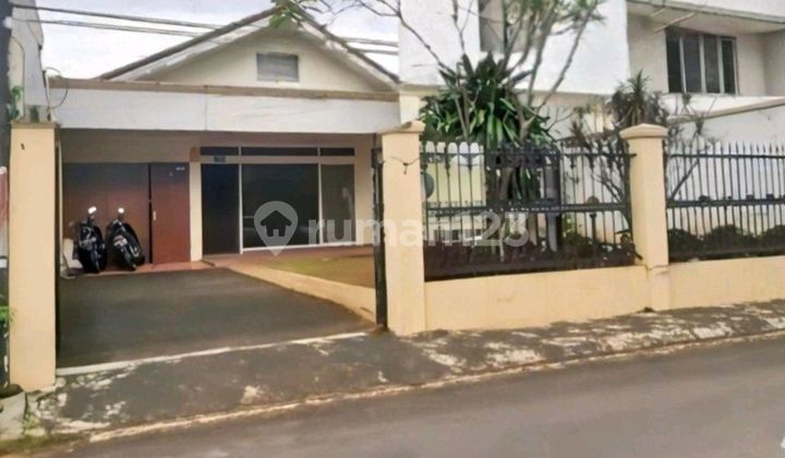 Dijual Cepat!! Rumah Di Cilandak! Lokasi Strategis; Dekat Akses Tol, Mrt, Mall, Rs, Sekolah, Dll Di Cilandak, Jakarta Selatan