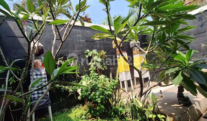 Dijual Cepat!!! Hanya 2 Menit Menuju Stasiun, Pintu Tol, Bintaro Plaza, Rsmk, Sekolah, Dll Di Jl. Camar, Bintaro Jaya Sektor 3 Dijual Cepat!!! Hanya 2 Menit Menuju Stasiun, Pintu Tol, Bintaro Plaza, Rsmk, Sekolah, Dll Di Jl. Camar, Bintaro Jaya Sektor 3