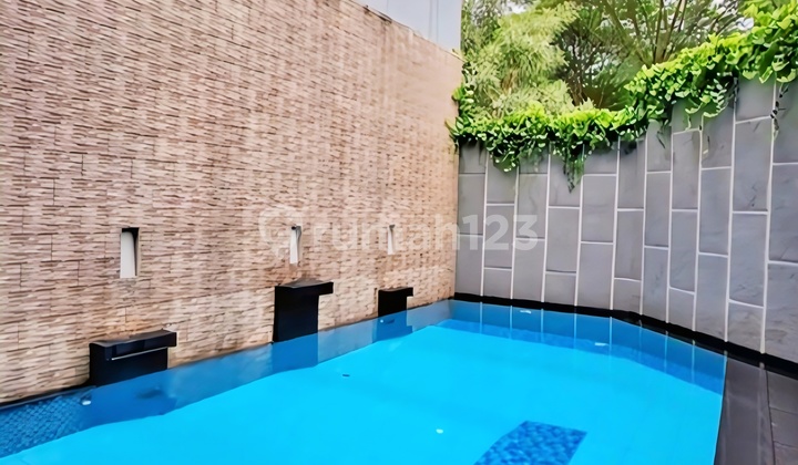 Dijual Cepat! Rumah Luas & Mewah Ada Kolam Renang, Lokasi Strategis; Dekat Akses Tol; Stasiun Krl,Bxc Mall, Rspb, Sekolah, Dll di Kebayoran Residence, Bintaro Jaya 7 Dijual Cepat! Rumah Luas & Mewah Ada Kolam Renang, Lokasi Strategis; Dekat Akses Tol; Stasiun Krl,Bxc Mall, Rspb, Sekolah, Dll di Kebayoran Residence, Bintaro Jaya 7