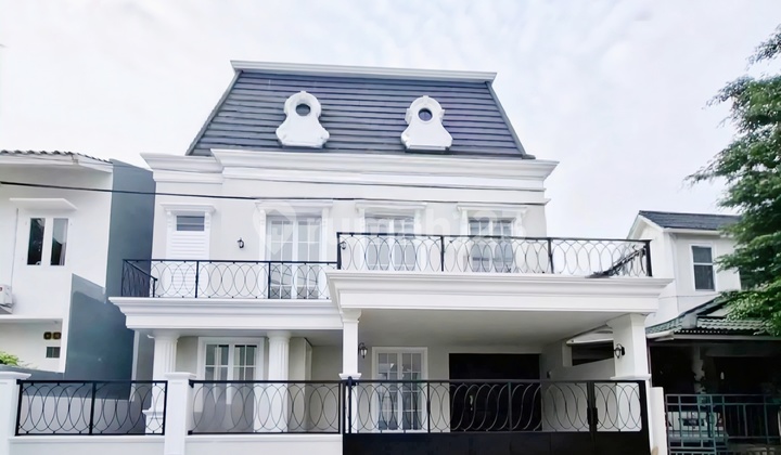 Modern Classic New House with Swimming Pool, Only 3 Minutes to Toll Gate, Station, RSPB, BXC Mall, School, etc. on Jl. Mertilang, Bintaro Jaya 9.