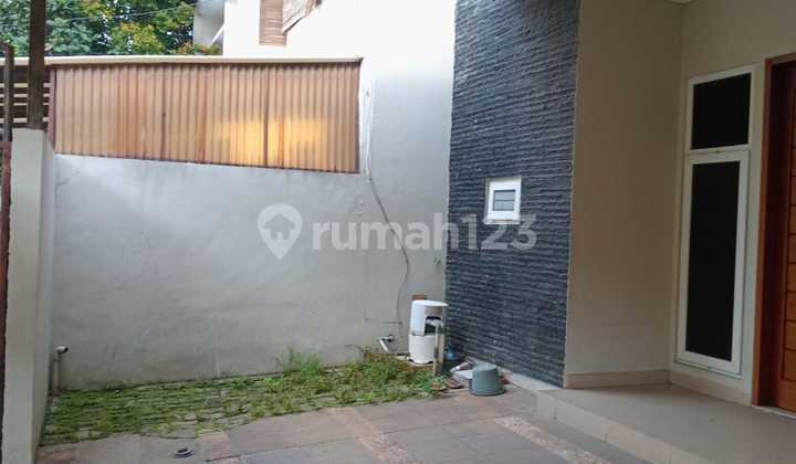 For Sale Fast! Strategically Located House; Near Toll Access, MRT, Mall, Hospital, School, Etc. in Pondok Indah, South Jakarta