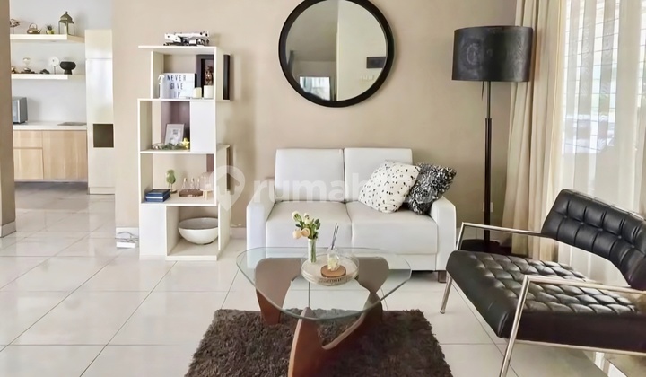 Turun Harga!! Nego! Rumah Depan Taman!!! Di Jual Cepat!! Lokasi Strategis! Hanya 2 Menit Menuju Pintu Tol, Stasiun Krl, Rspib, Rspb, Bxc Mall, Trans Park, Dll Di Emerald View , Bintaro Jaya  2