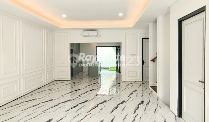 Turun Harga! Rumah Baru, Hanya 2 Menit ke Stasiun, Pintu To@Hotmail.coml, Rs, Bxc Mall, Transpark Dll di Cluster Emerald Bintaro Jaya.