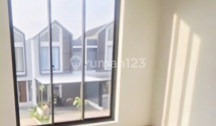 Turun Harga!! Di Jual Cepat! Rumah Baru, Hanya 2 Menit Menuju Pintu Tol, Stasiun, Bxc Mall, Rspb, Dll Di Kebayoran Harmony, Bintaro Jaya Sektor 7 2