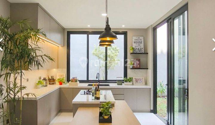 Rumah Siap Huni Dengan Design Modern Di Cluster Versailles, Bsd Tangerang Selatan 1