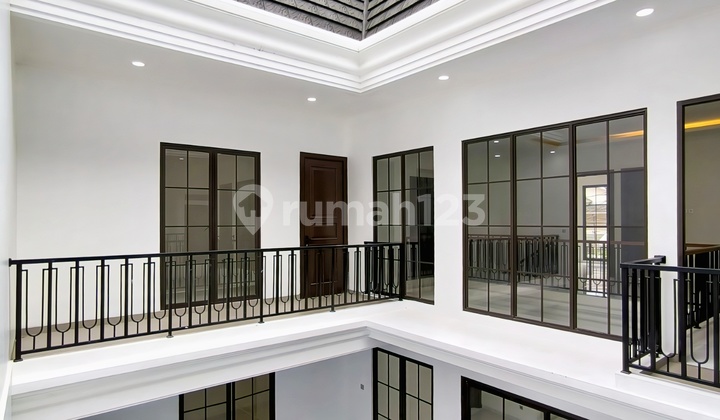 Istimewa! Lokasi Strategis; Dekat Akses Tol, Staaiun KRL, Rspib, Bxc Mall, Sekolah, Pusat Perbankkan, Perkantoran, Dll *Ada Kolam Renang* Dl Jlm Mertilang, Bintaro Jaya Sektor 9 2