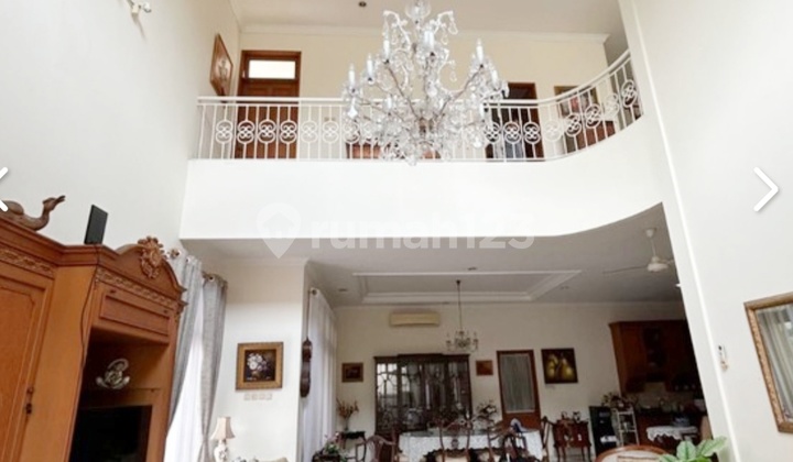 Rumah Bagus D Lokasi Strategis, di Jl Telaga Warna, Cinere Tangerang Selatan,