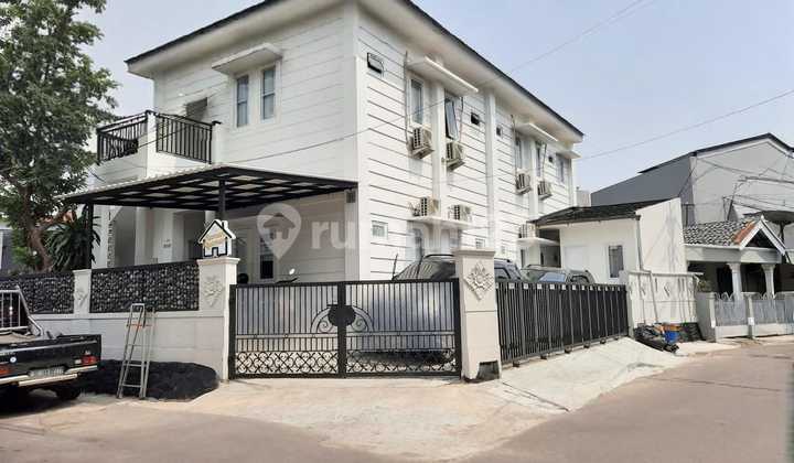 Quick Sale, Nice Boarding House Building, Fully Furnished, Strategic Location in Kemanggisan, West Jakarta 2