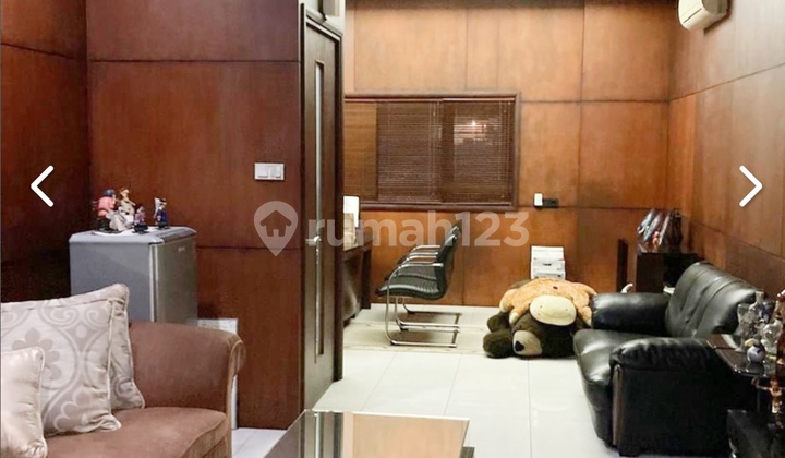 Ruko Siap Pakai Di Ruko Strategis; Hanya 1 Menit Menuju Pintu Tol, Pinggir Jalan Raya/ Utama Jl Kesehatan Raya, Jakarta Selatan