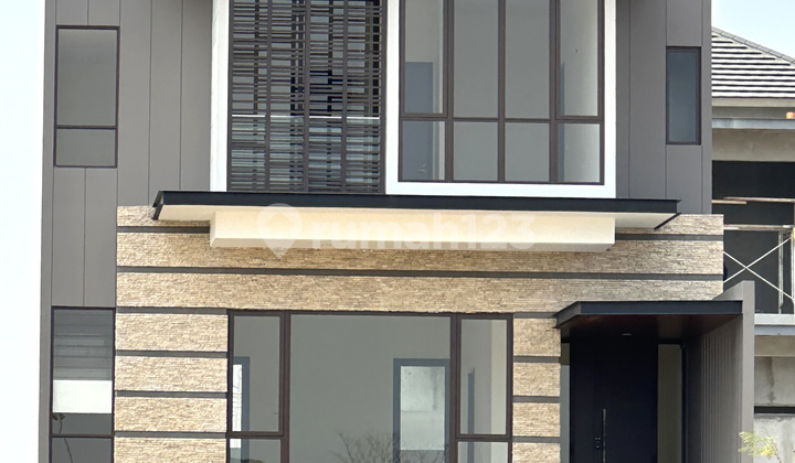 Rumah Premium Toba Lake Villas type 200 Cluster pinggir Danau ASYA JGC Jakarta Garden City by ASTRA 