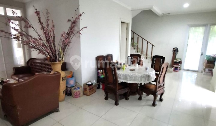 Rumah 2lt 15x18 270m type 4KT Cluster Vernonia Summarecon Bekasi  2