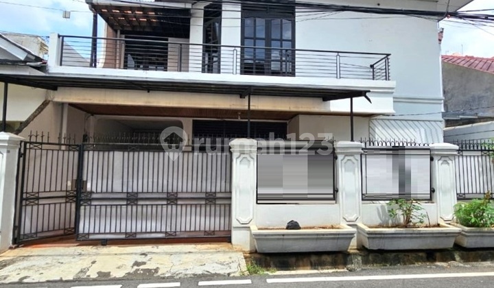 Rumah 2lt 10x18 180m type 5KT Rawamangun Jakarta Timur Rumah 2lt 10x18 180m type 5KT Rawamangun Jakarta Timur