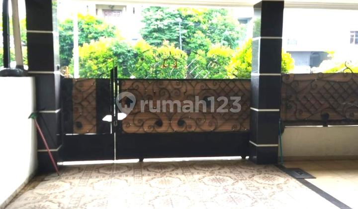 Rumah 2lt 10x20 200m type 6KT Metland Menteng Cakung  2